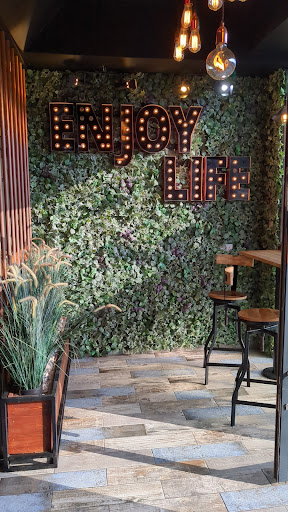 Photo of Rolling Smoke Loughborough - 50 The Rushes, Loughborough LE11 5BG